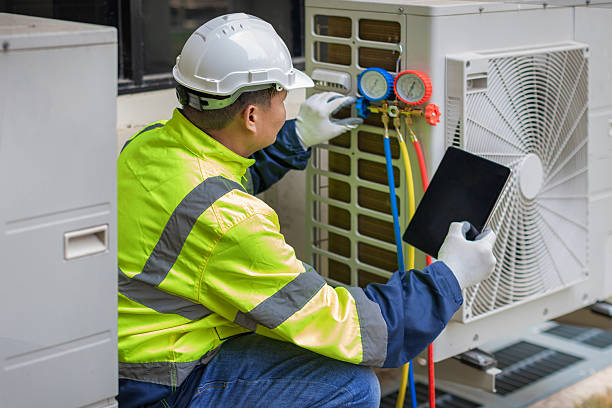 Professional Emergency Hvac Repair technician working in Alburtis, PA